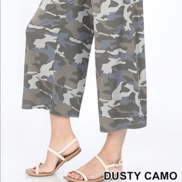 Capri camo lounge pants. - Picture 5 of 5